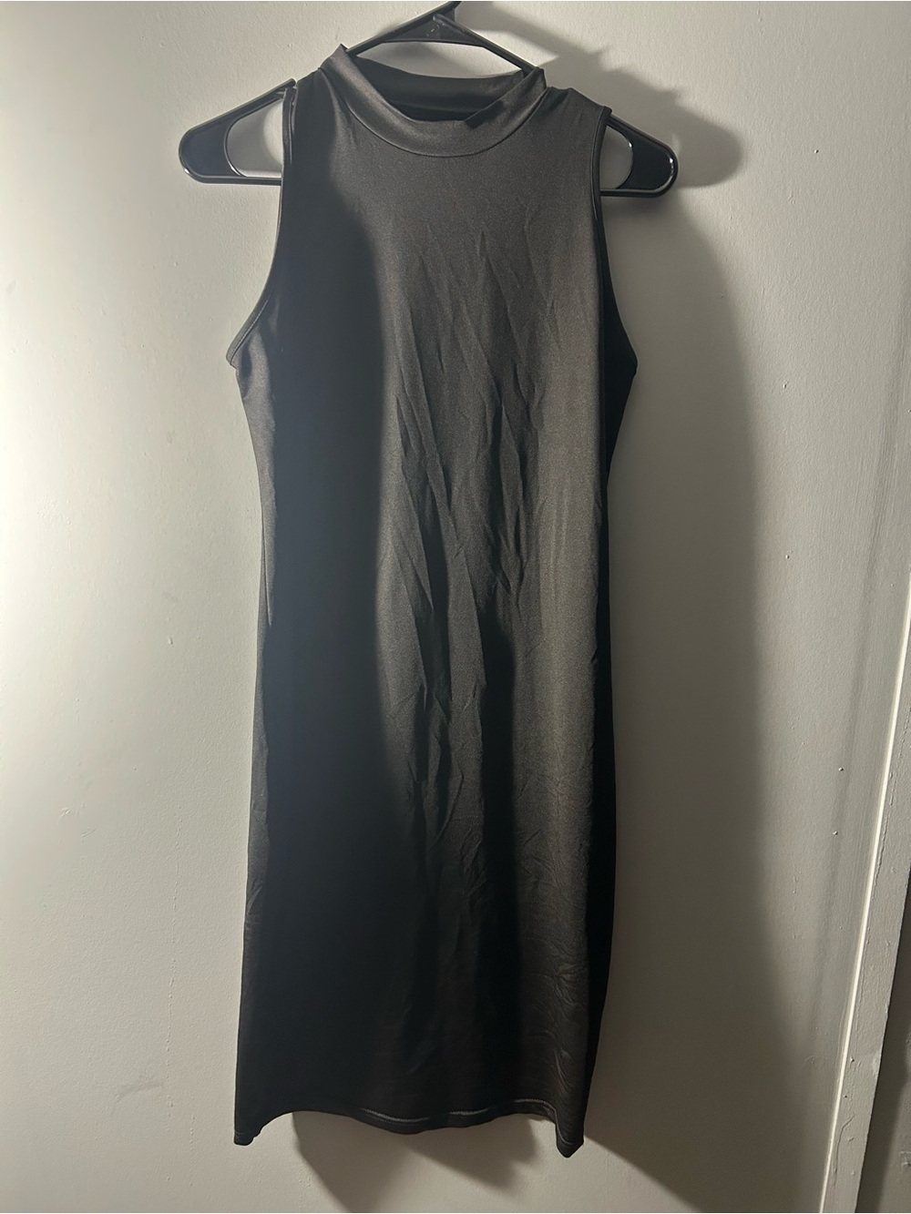 SHEIN Black Sleeveless High-Neck Midi Dress
